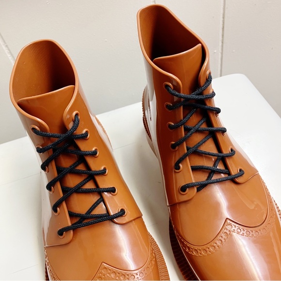 MELISSA Womens BRAZILIAN Wingtip Brogue Ankle Boot SIZE 7 Glossy Bordeaux Brown - Picture 8 of 13